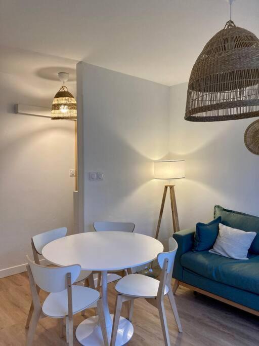 Le Grand Large 3 Pieces En Rez De Jardin, Avec Terrasse Et Acces Direct A La Plage A Pied 르발카레스 외부 사진
